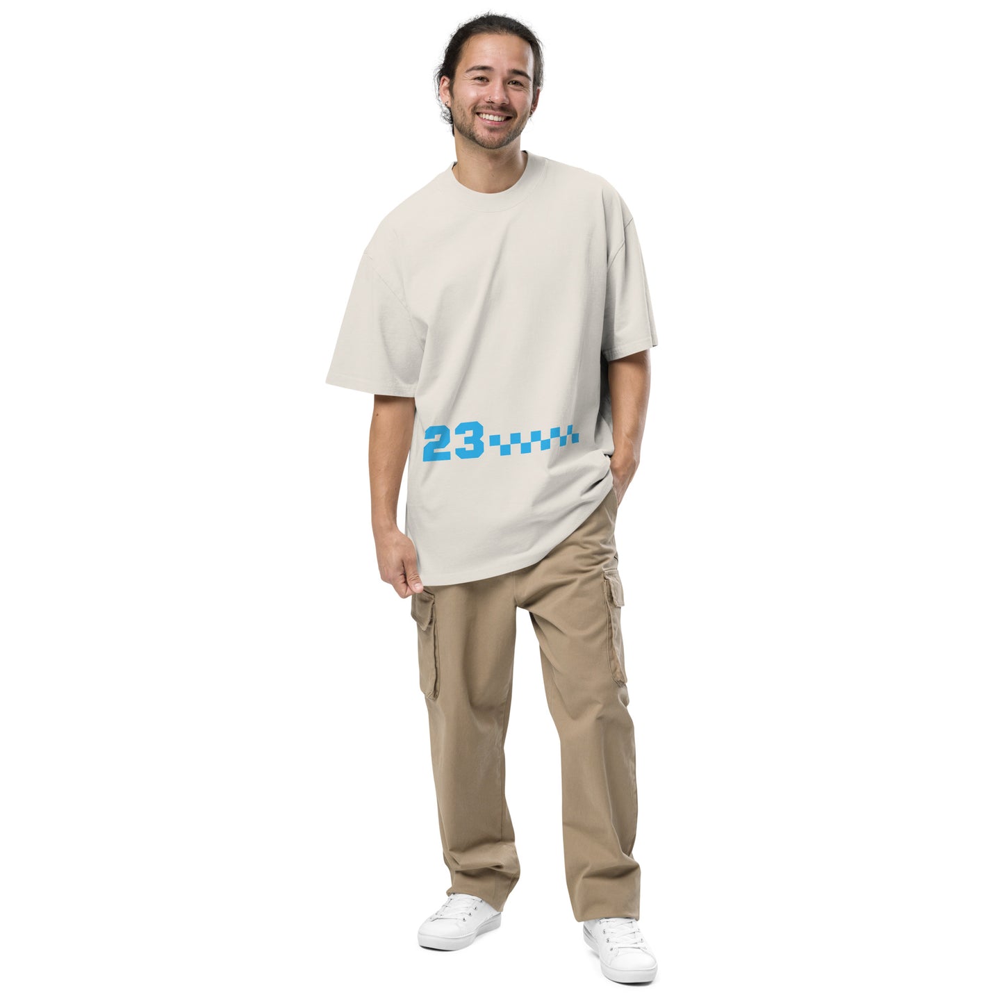 Driver | 23 | Oversized faded t-shirt